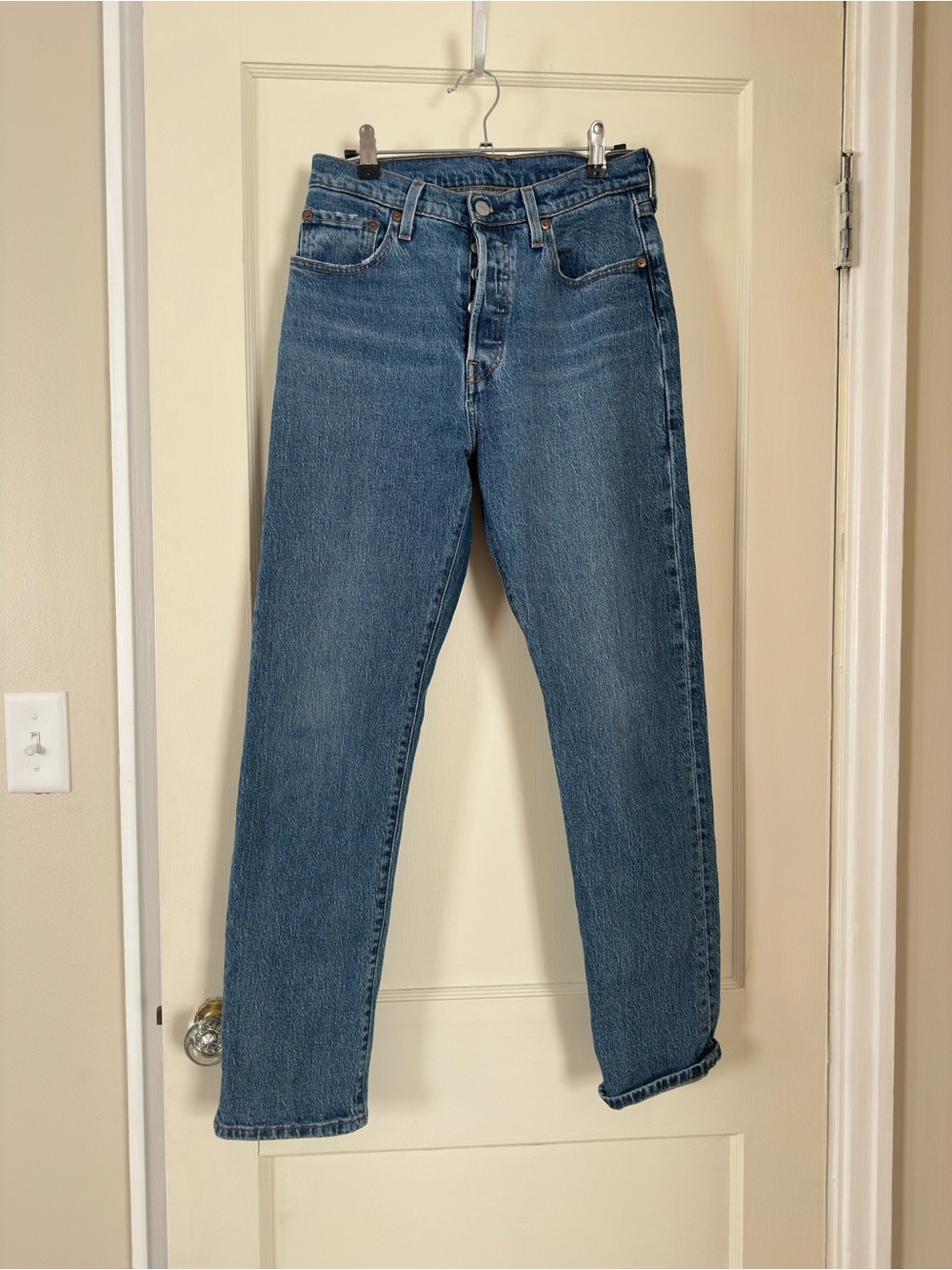 Levi’s 501 - straight high rise
